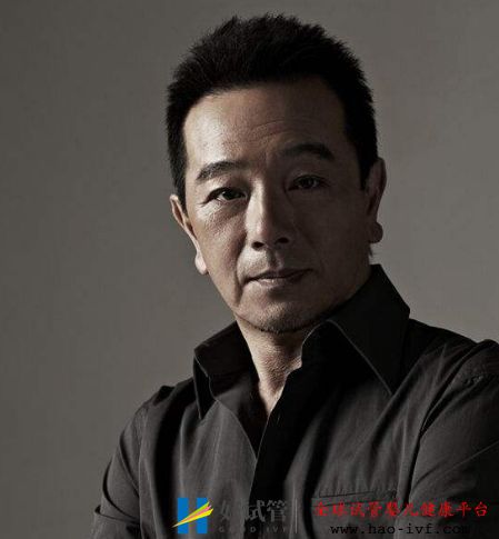 64歲張晨光曾連續四年,送謝美惠99朵玫瑰,為生子做試管嬰兒(圖4)