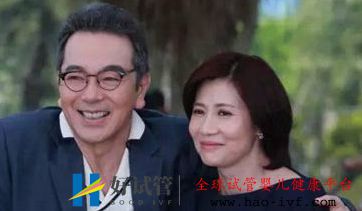64歲張晨光曾連續四年,送謝美惠99朵玫瑰,為生子做試管嬰兒(圖7)